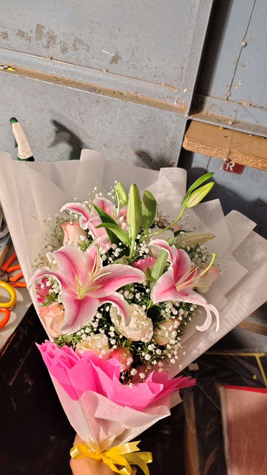 Blush Stargazer & Lily Cascade